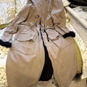 Studio B3 Duster Coat. Oatmeal, Black w/Hood. Adj sizing. w/ Bag! Sz L and Plus